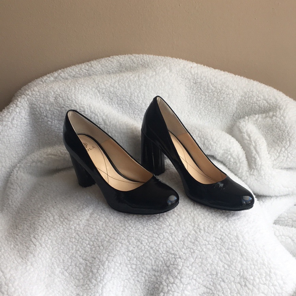 Isola Black patent leather block heels